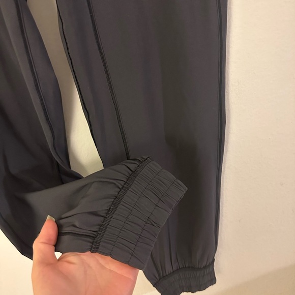 Lululemon Sun Setter Jogger *28" Black Size 4 - Picture 7 of 7